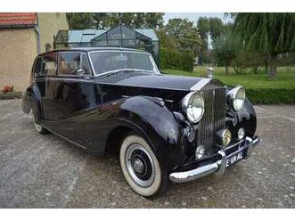 rolls-royce silver wraith h.j. mulliner saloon