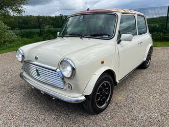 paul smith rare investable classic mini 1300 automatic 1 of 1800 2-door
