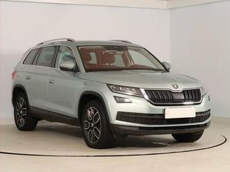 škoda kodiaq style plus 2.0 tsi, čr, 4x4