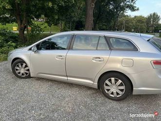 toyota avensis 2.0 d4d bielsko-biala - sprzedajemy.pl