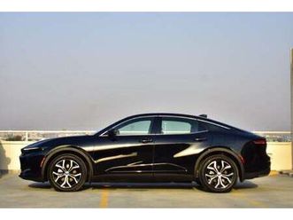 toyota crown xle 2.5l automatic