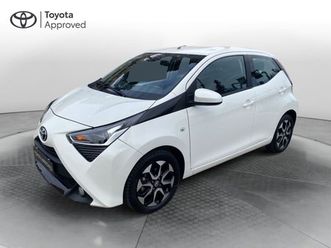 aygo 2ª serie aygo connect 1.0 vvt-i 72 cv 5 porte x-play mmt