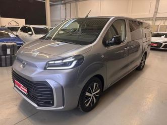 toyota proace verso business comfort 2,0d