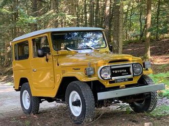 voiture de collection toyota
