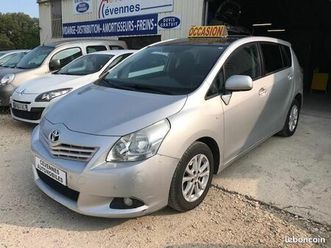 toyota verso 126 d-4d skyview connect 5 places