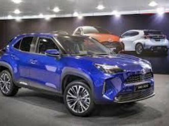 yaris cross 1.5 hybrid 5p. e-cvt active da ordinare