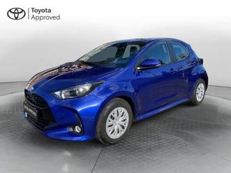 yaris 4ª serie 1.0 5 porte active iva esposta