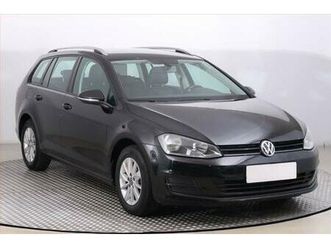 volkswagen golf 1.6 tdi, serv.kniha, kůže