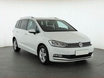 volkswagen touran 1.6 tdi, čr,1.maj, tempomat