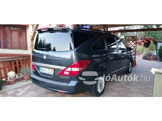 SSANGYONG RODIUS 2-7-270-xdi-premium-aut