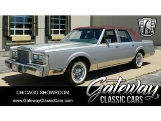 used-1988-lincoln-town-car-signature