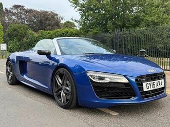 audi r8 5.2 fsi v10 spyder s tronic quattro euro 5 2dr