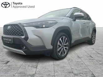 toyota-corolla-cross-style-2-0l-hybride