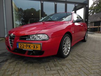 alfa romeo 156 1.8 t.spark impression staat in de krim