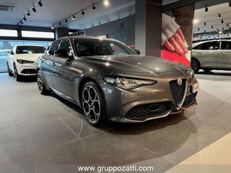 giulia (2016) giulia 2.2 turbodiesel 210 cv at8 awd q4 veloce