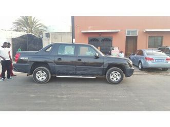 chevrolet avalanche 2003 dakar
