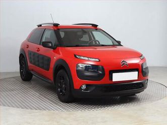 citroën c4 cactus 1.2 puretech, serv.kniha, navi