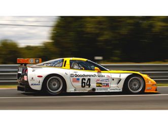 1999 chevrolet corvette - cr5 podium at the 24 h of le mans 2000