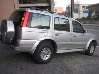 ford everest 2005 dakar