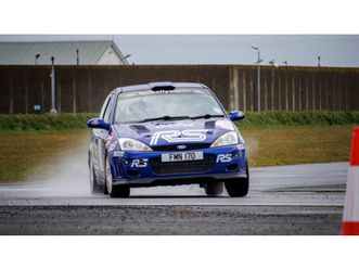 2004 ford focus st170 - (wrc replica)