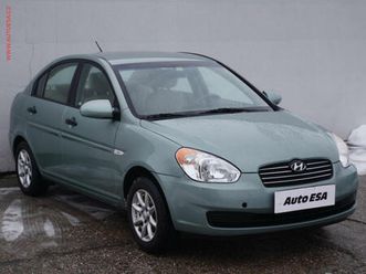hyundai accent 1.5 crdi, 1.maj,čr, tz, park