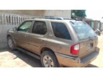 isuzu rodeo 2010 dakar