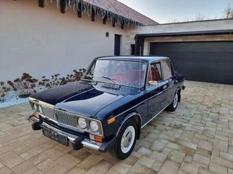 lada 2106 1300sl ritka darab! az autó minden része gyári!diplomata kék piros belsővel!