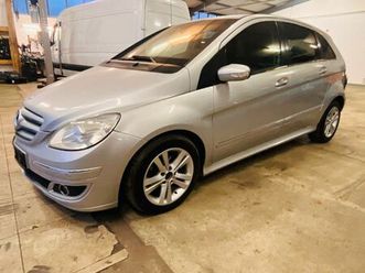 mercedes-benz b200 cdi automatik*navi*pdc*5-türig*