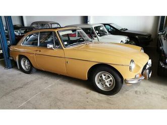 1972 mgb gt a vendre