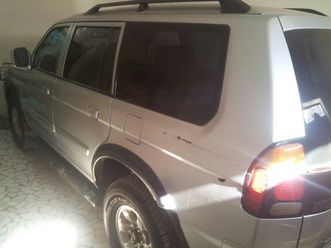 mitsubishi montero 2003 dakar