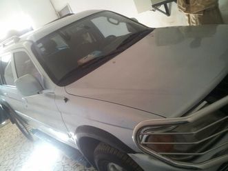 mitsubishi montero 2003 dakar