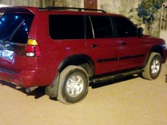 mitsubishi montero 2006 dakar