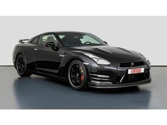 nissan gt-r black edition sebastian vettel