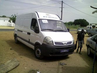 nissan interstar 2007 dakar