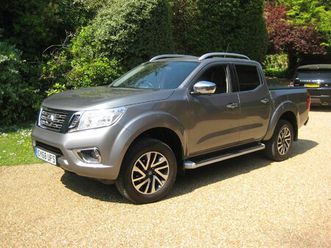 nissan navara 2.3 dci tekna double cab pick up auto 4wd with sunroof 2018
