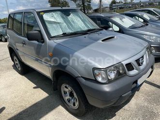 nissan terrano 2.7 tdi comfort