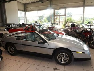 v6 cabrio - mit nur vierhundert kilometern