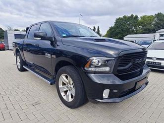 ram 1500 5.7l v8 laramie awd