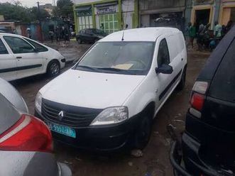 renault logan-fourgonnette 2012 dakar