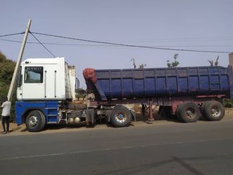 renault magnum 2006 dakar