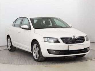 škoda octavia 2.0 tdi, serv.kniha, kůže