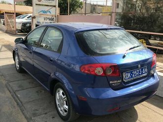 suzuki reno 2005 dakar