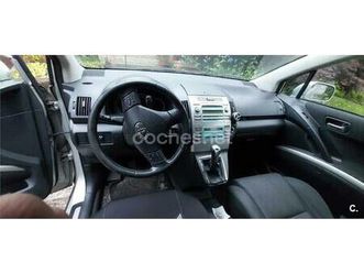 toyota corolla verso 2.2 d4d sport