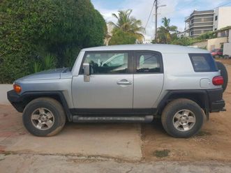 toyota fj cruiser 2013 dakar