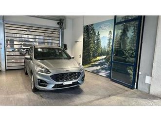 ford kuga 2.5 plug-in hybrid st-line: réserver un essai sur route !