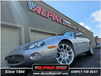 2002-jaguar-xkr-base