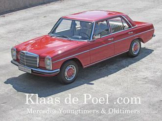 mercedes-benz 200-280 (w115) - w115 220d 25.000 km karneolrot 95% eerste lak