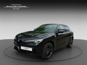alfa-romeo-stelvio-v6-2-9-510ps-quadrifoglio-sehr-gepflegt