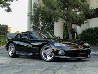 dodge viper rt/10 , side pipes, hard top