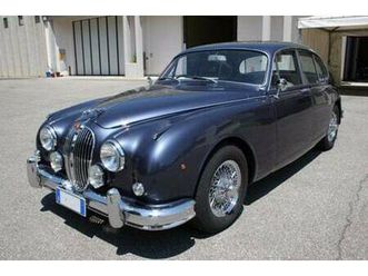 jaguar mk2 2.4 d'epoca del 1962 a viadana